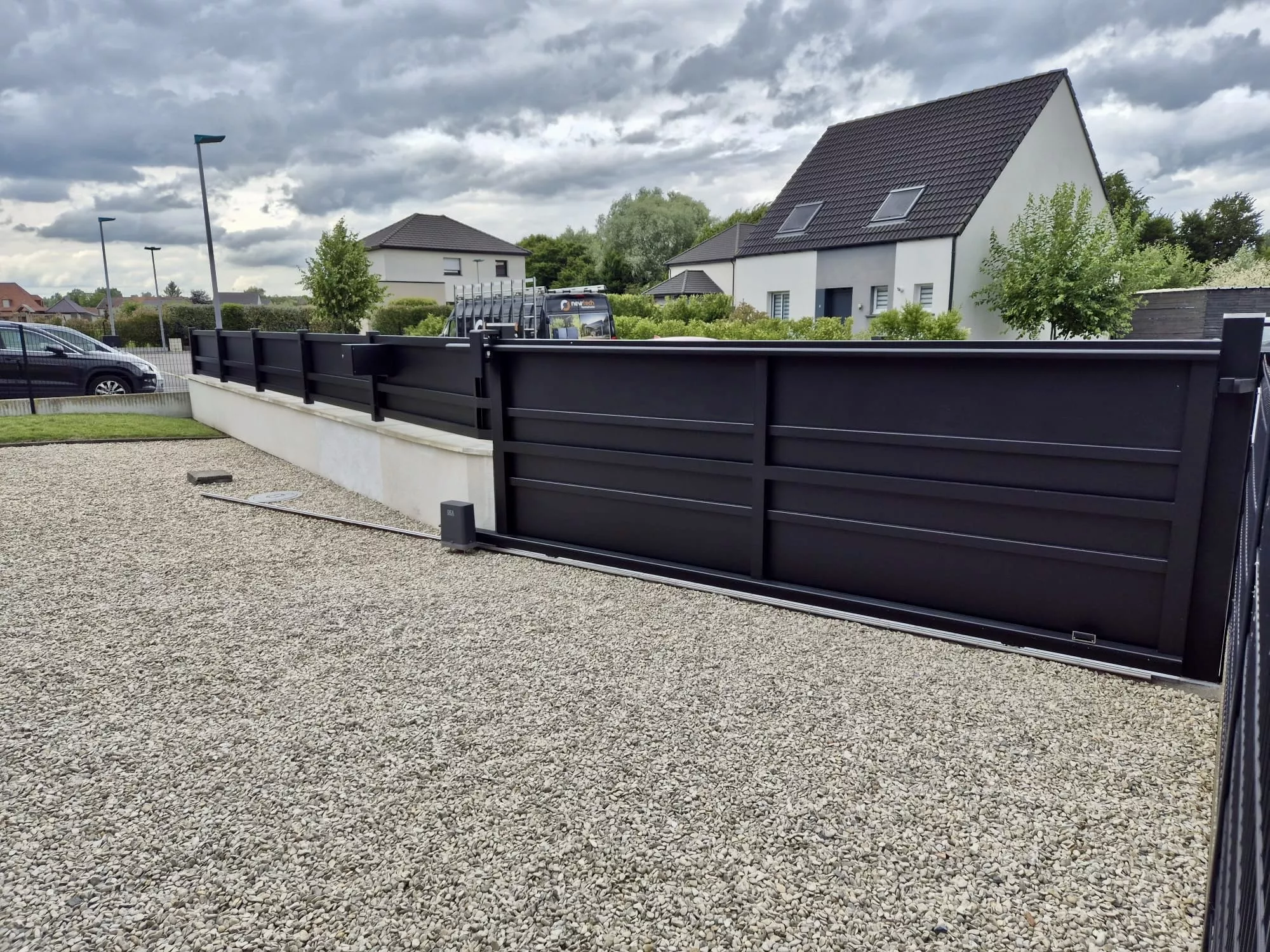 HORIZON COULISSANT CLOTURE HORIZON 9005 installation newtech fermetures saint amand les eaux (4)